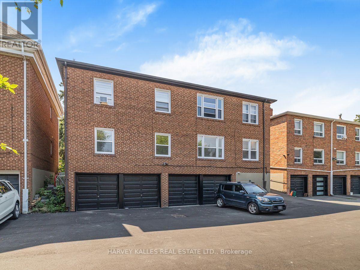 4 - 8 Markdale Avenue, Toronto, Ontario M6C 1S9 - Photo 18 - C13707538