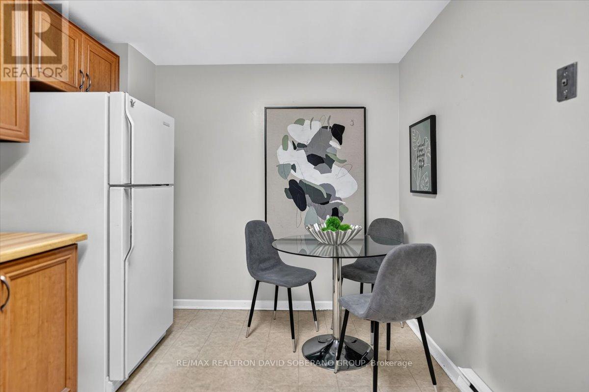52 Antibes Drive, Toronto, Ontario  M2R 3K5 - Photo 20 - C13707606