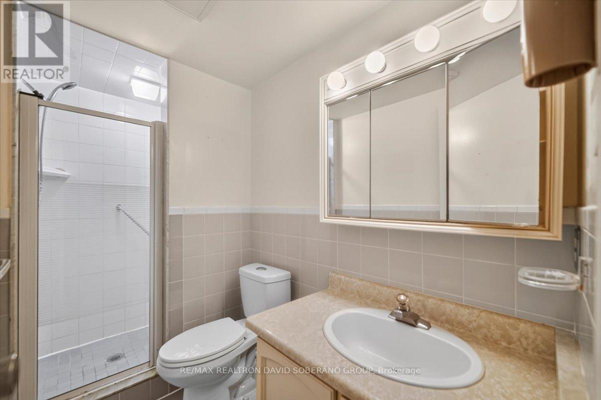 52 Antibes Drive, Toronto, Ontario  M2R 3K5 - Photo 47 - C13707606