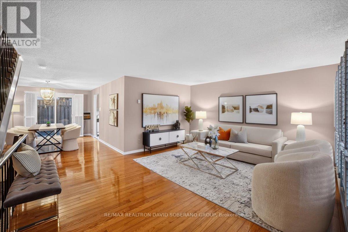 52 Antibes Drive, Toronto, Ontario  M2R 3K5 - Photo 8 - C13707606