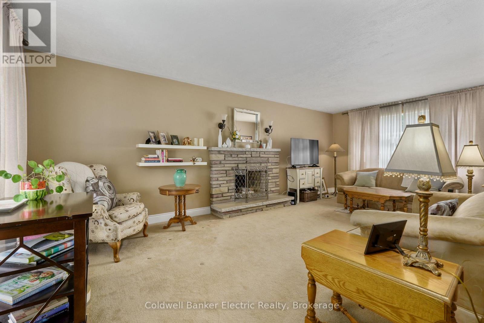 1219 Edmison Drive, Peterborough, Ontario  K9H 6V2 - Photo 6 - X13707650
