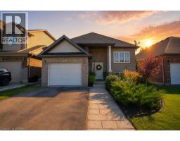 48 NIGHTINGALE Drive, Brantford, Ontario