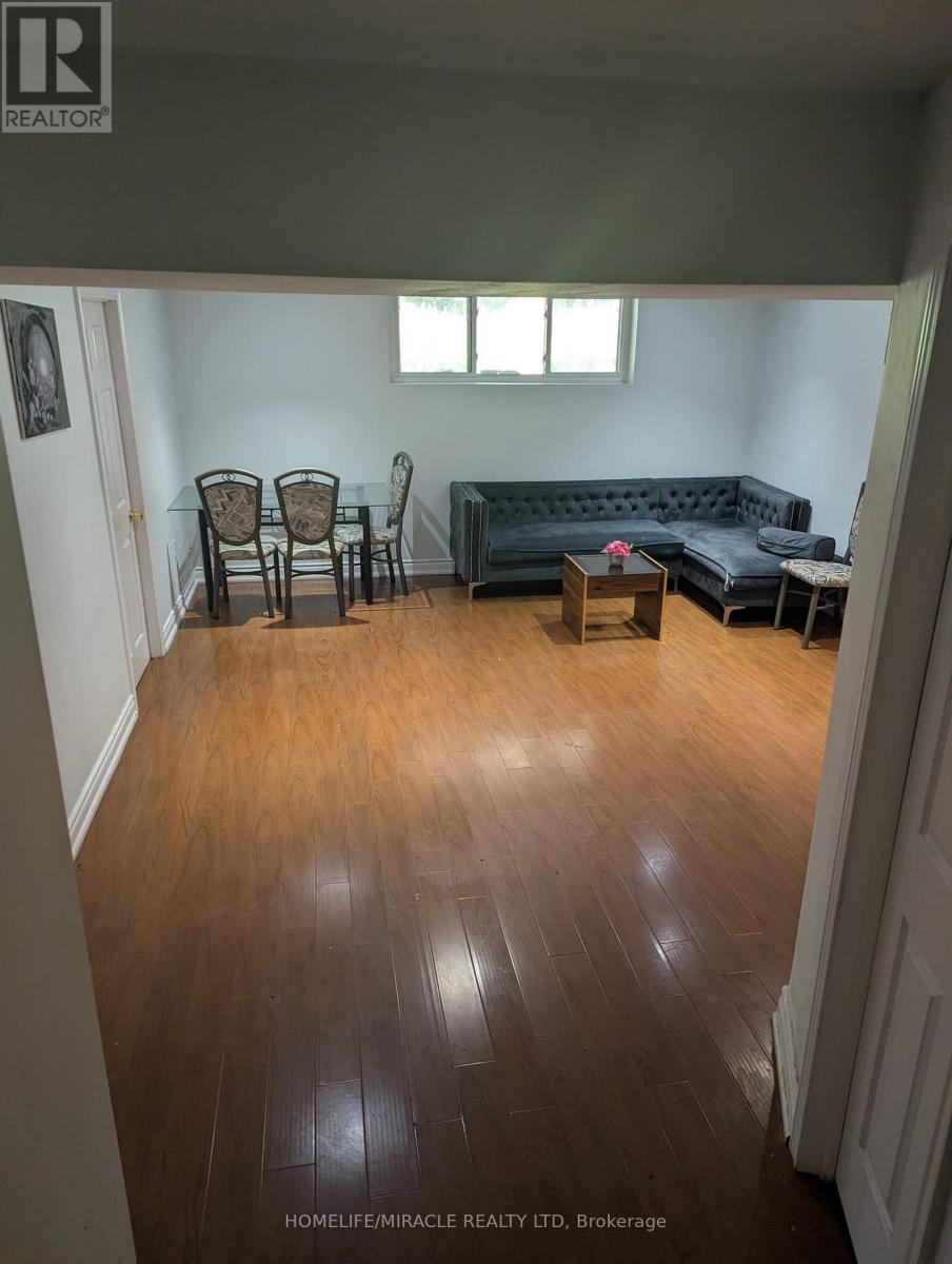 10 Eaglewing Court E, Toronto, Ontario  M1E 4M1 - Photo 5 - E13622278