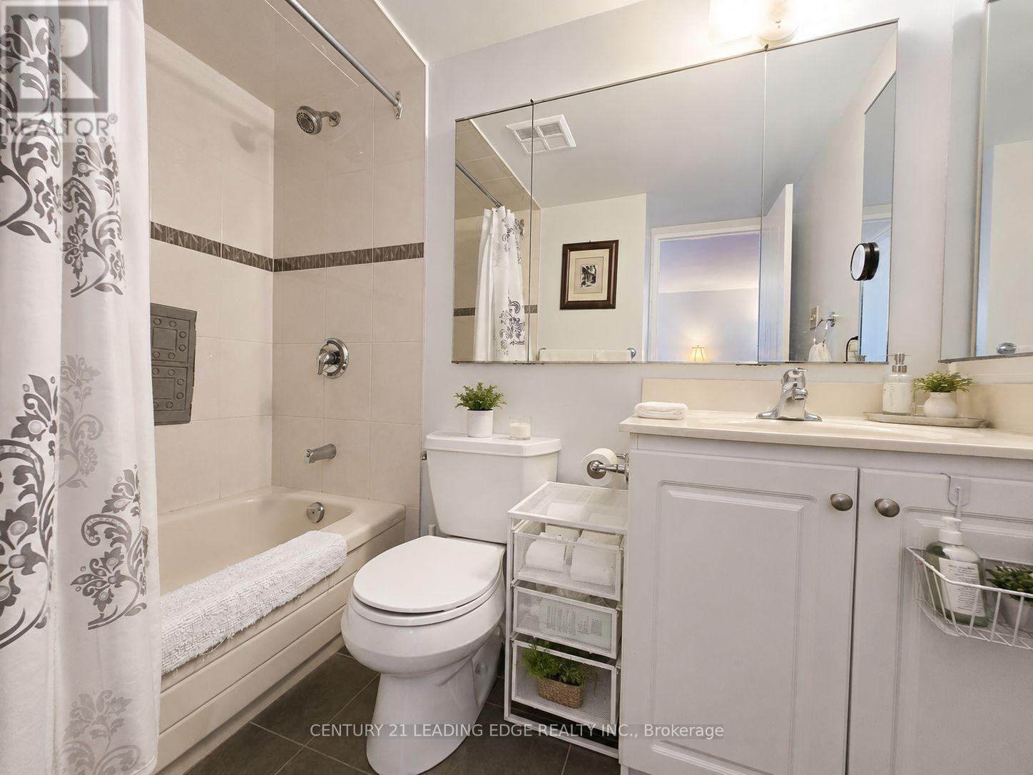 310 - 275 Bamburgh Circle, Toronto, Ontario  M1W 3X4 - Photo 10 - E13707598