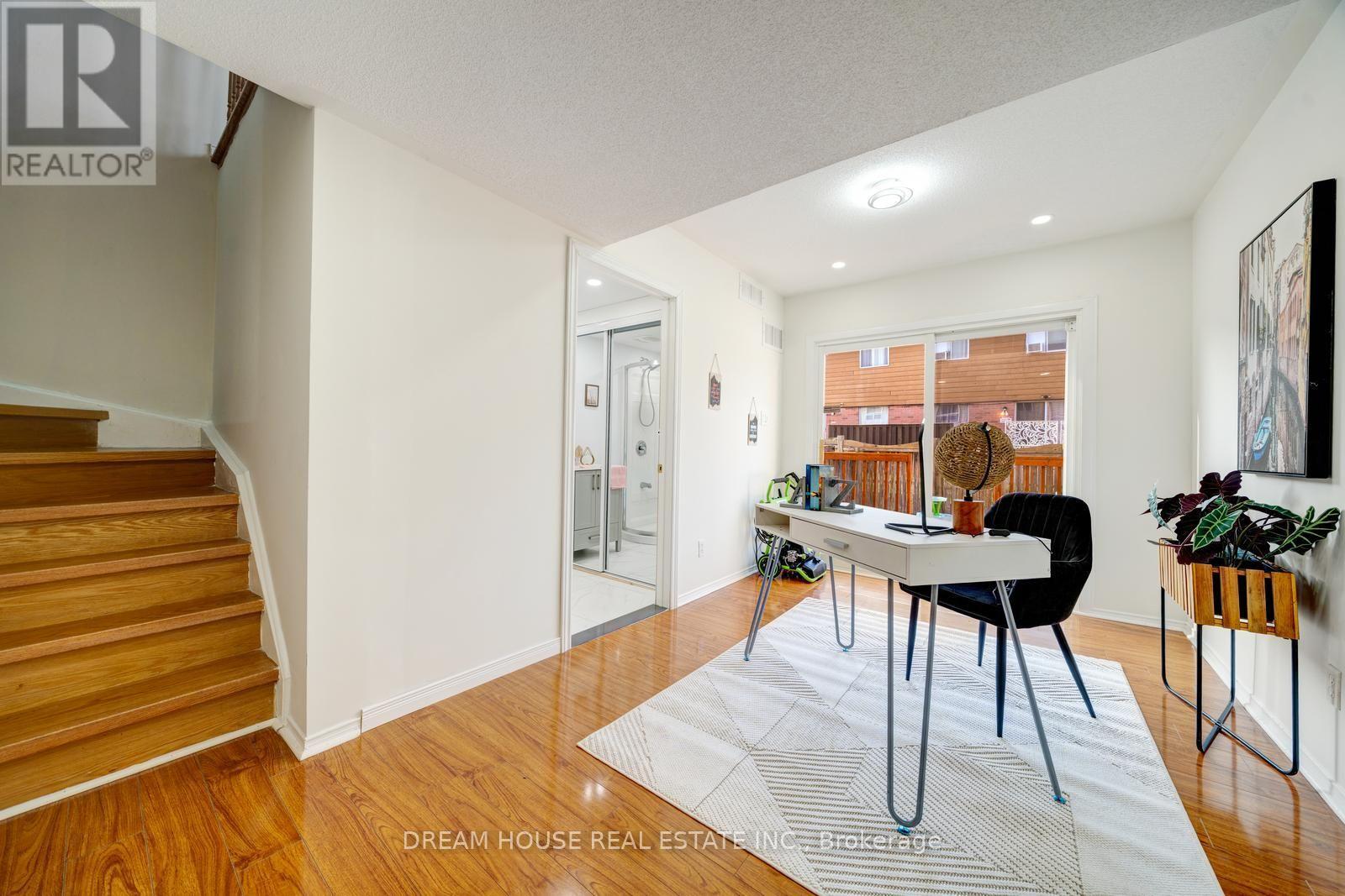 68 Mcgonigal Lane, Ajax, Ontario  L1T 4G9 - Photo 26 - E13707716