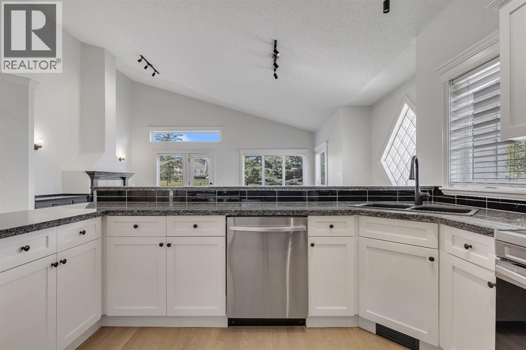 694 Panorama Hills Drive NW, Calgary, Alberta  T3E 8G8 - Photo 17 - A2330176