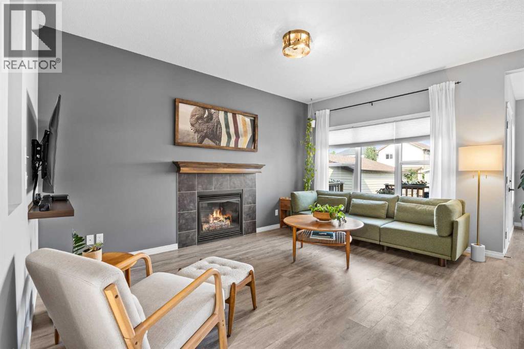 82 Cimarron Grove Close, Okotoks, Alberta  T1S 0H5 - Photo 7 - A2336950