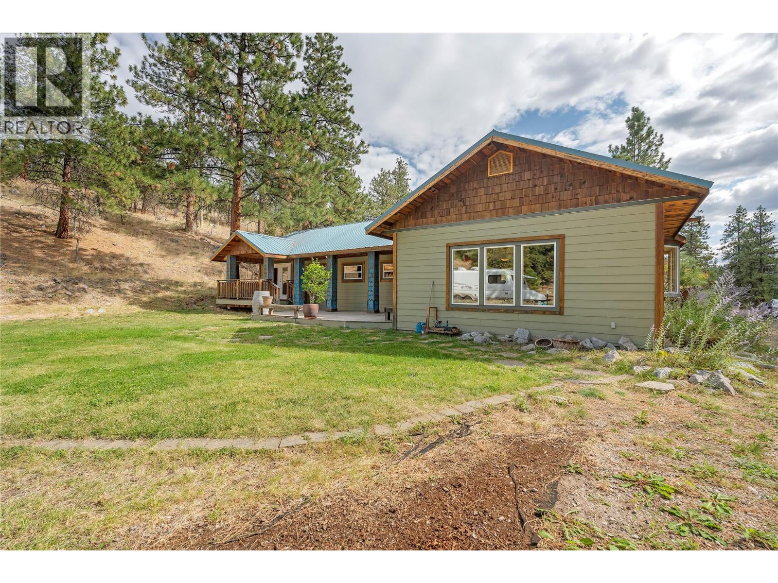 28 Deans Road, Summerland, British Columbia  V0H 1Z8 - Photo 2 - 10390522