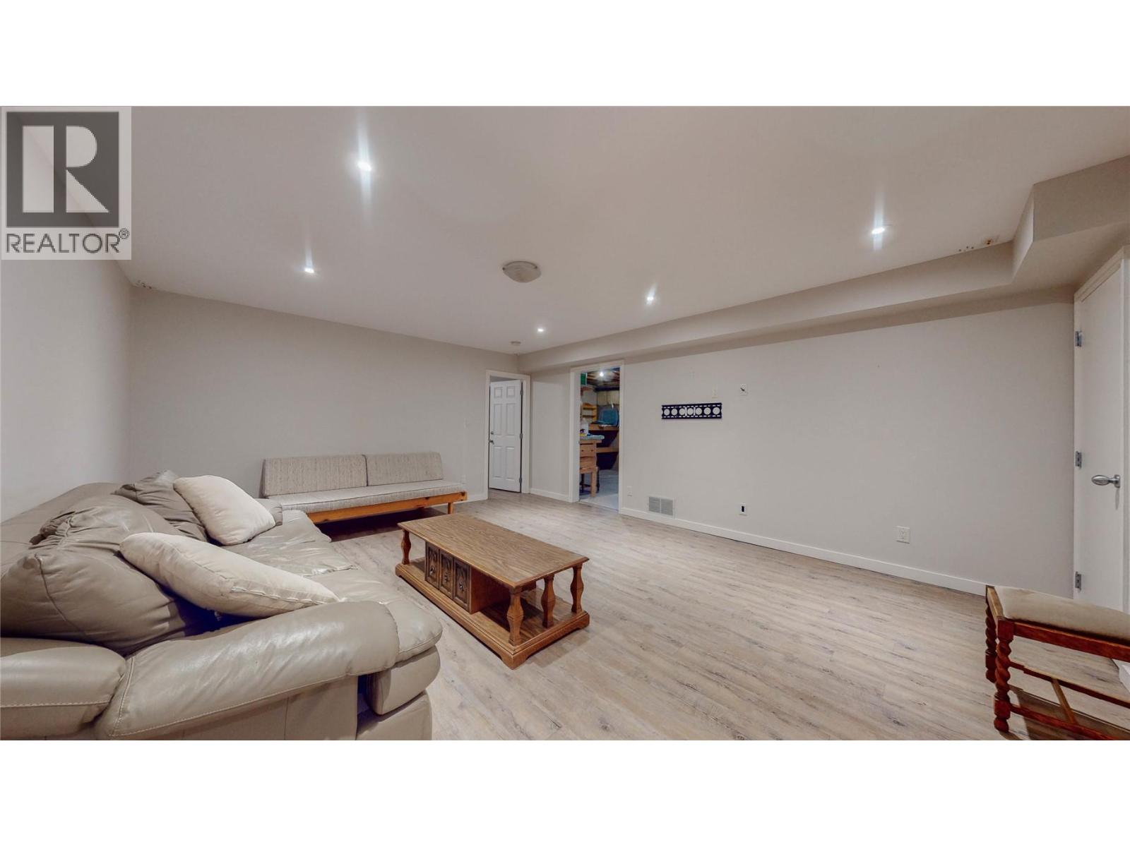 8950 122nd Avenue, Osoyoos, British Columbia  V0H 1V2 - Photo 22 - 10398629
