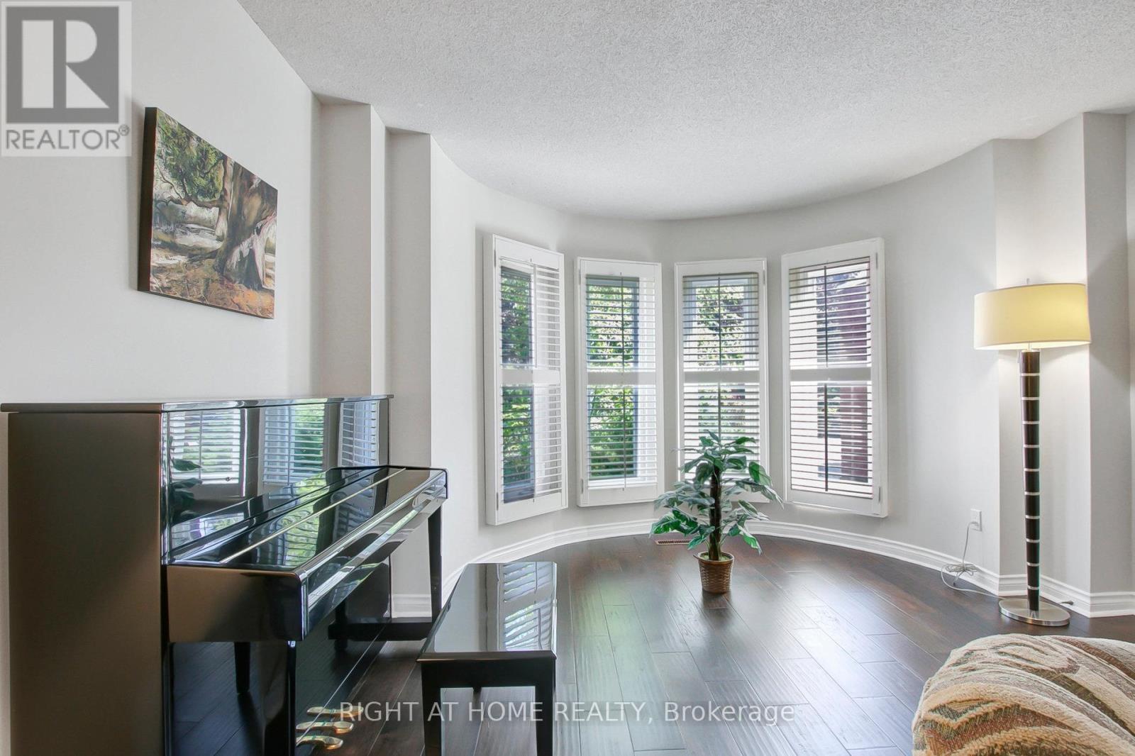 53 Waltham Crescent, Richmond Hill, Ontario  L4B 1Z3 - Photo 10 - N13707700