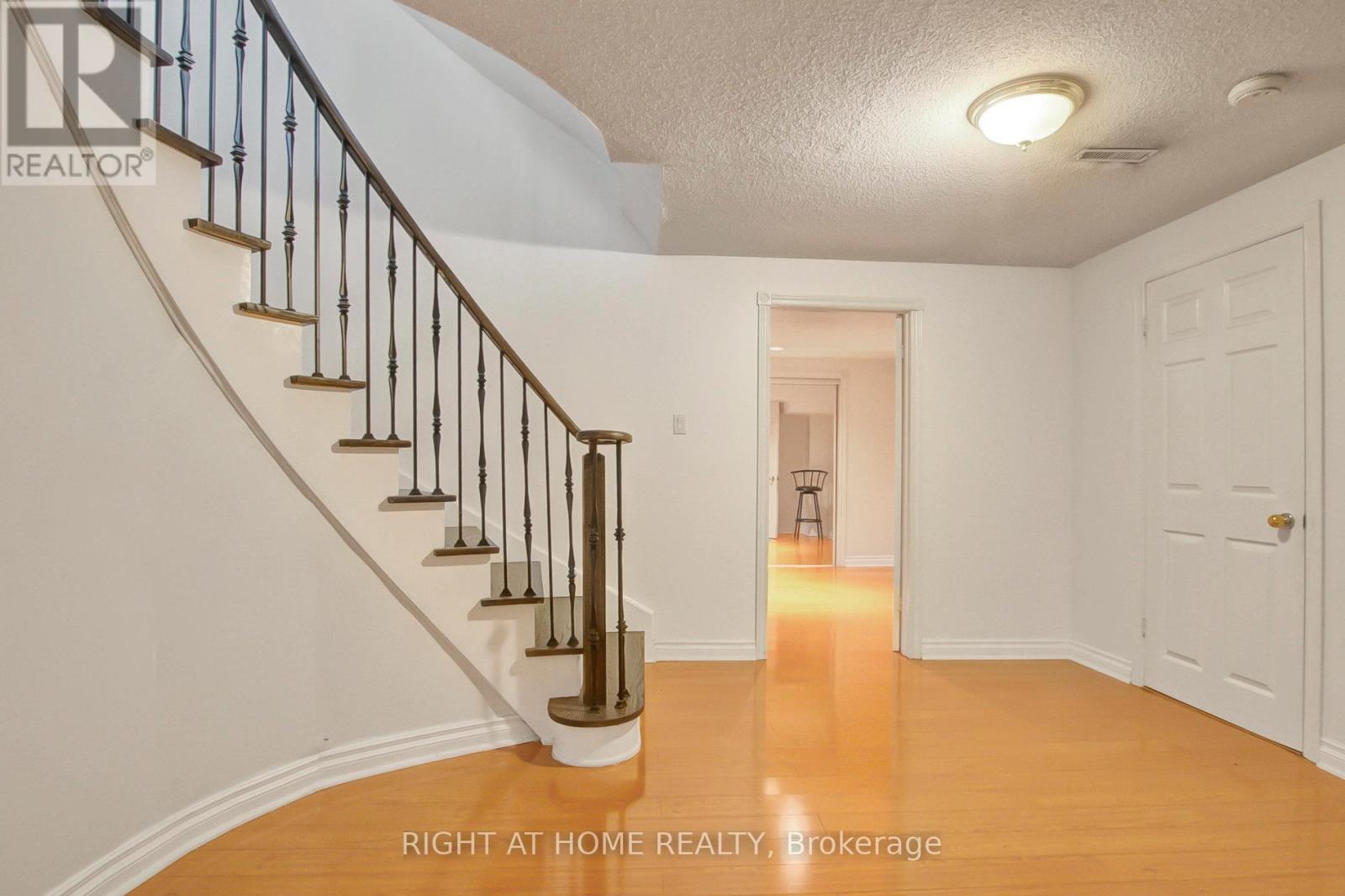 53 Waltham Crescent, Richmond Hill, Ontario  L4B 1Z3 - Photo 41 - N13707700