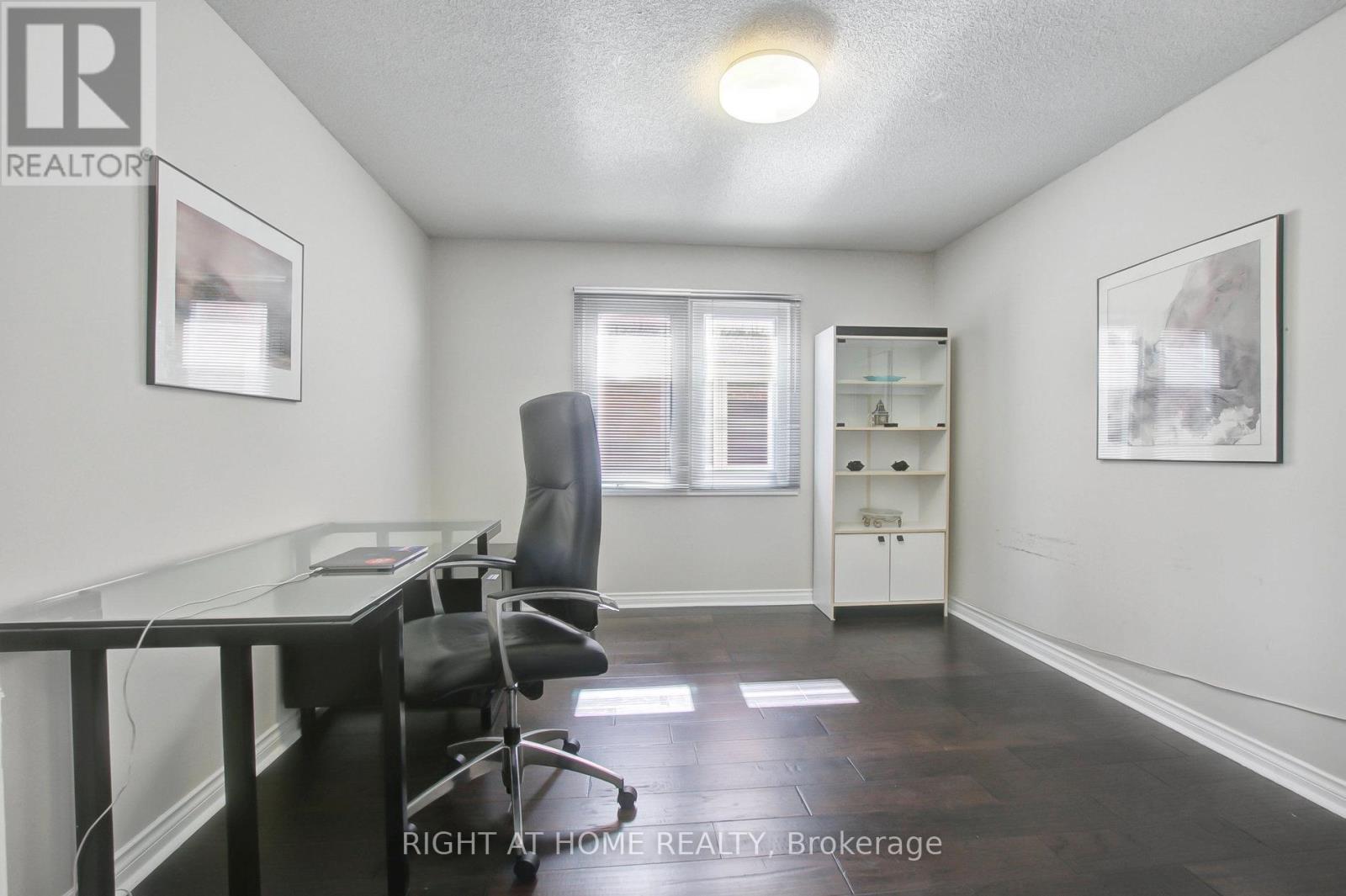 53 Waltham Crescent, Richmond Hill, Ontario  L4B 1Z3 - Photo 8 - N13707700