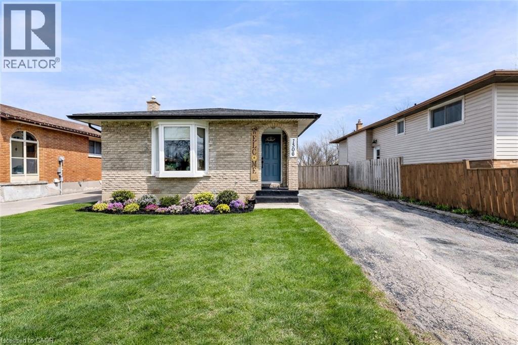 7506 Jubilee Drive, Niagara Falls, Ontario  L2G 7J5 - Photo 2 - 40851911