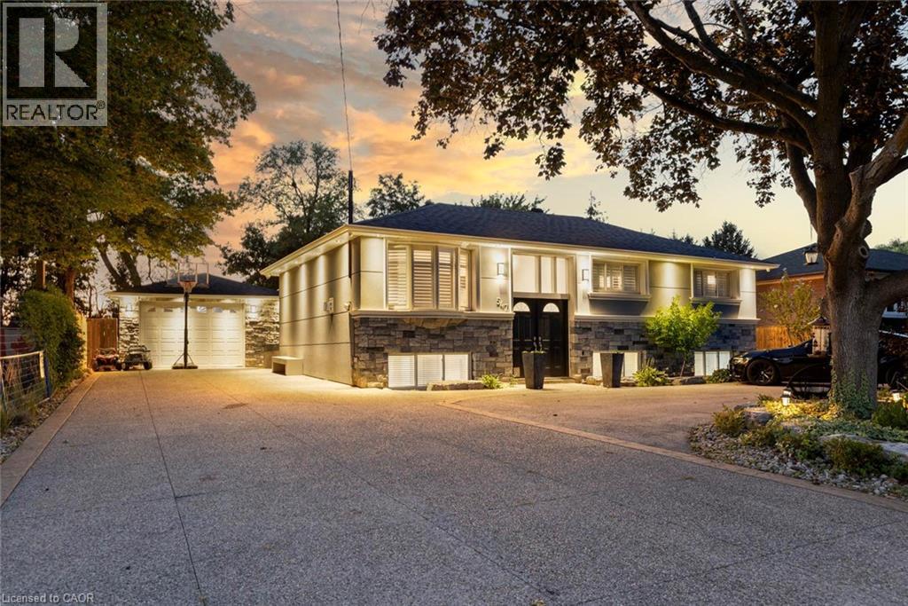 547 PINEGROVE Road, Oakville, Ontario