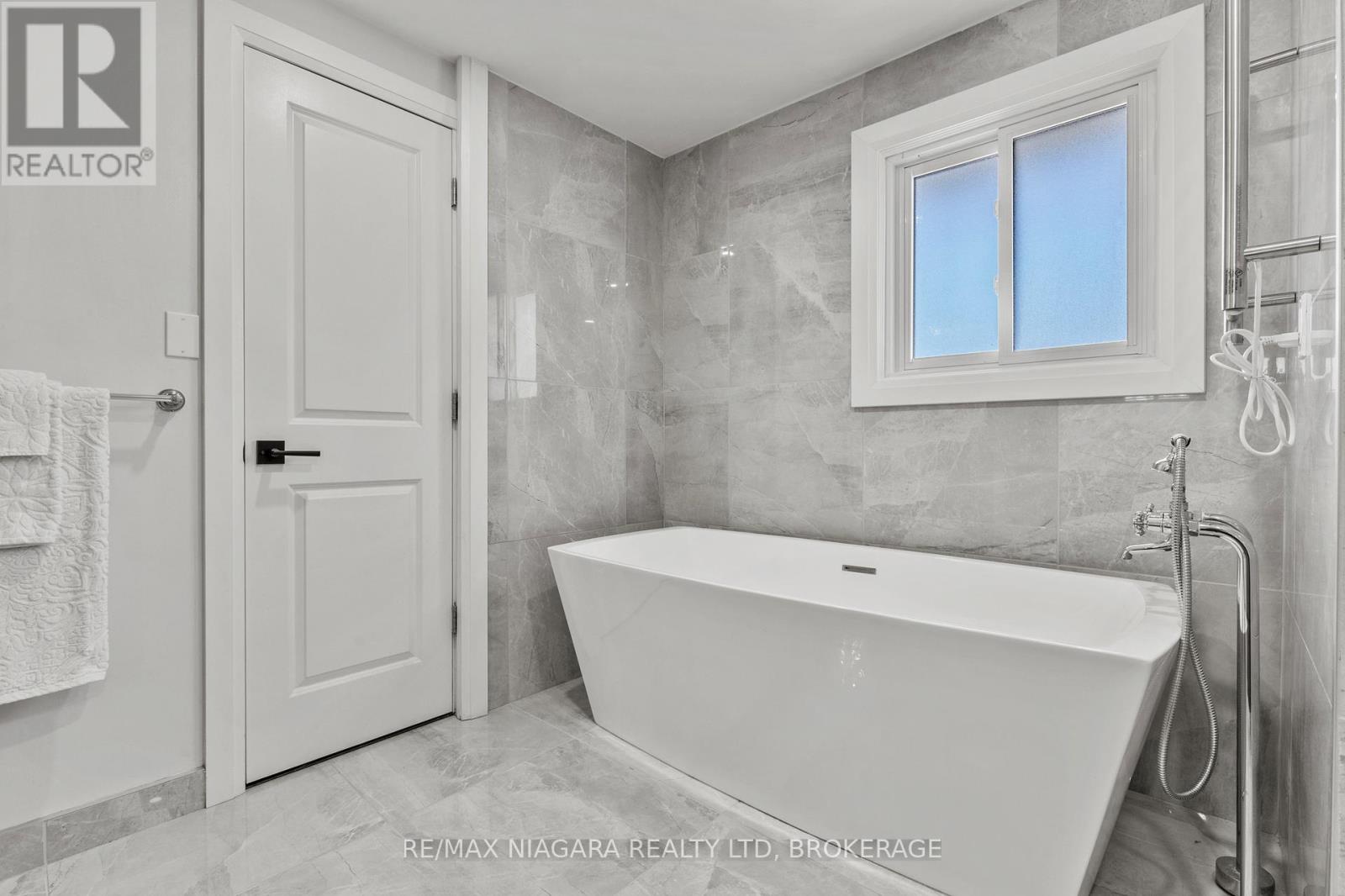 30 Orlando Drive, St. Catharines, Ontario  L2N 6X4 - Photo 24 - X13707572