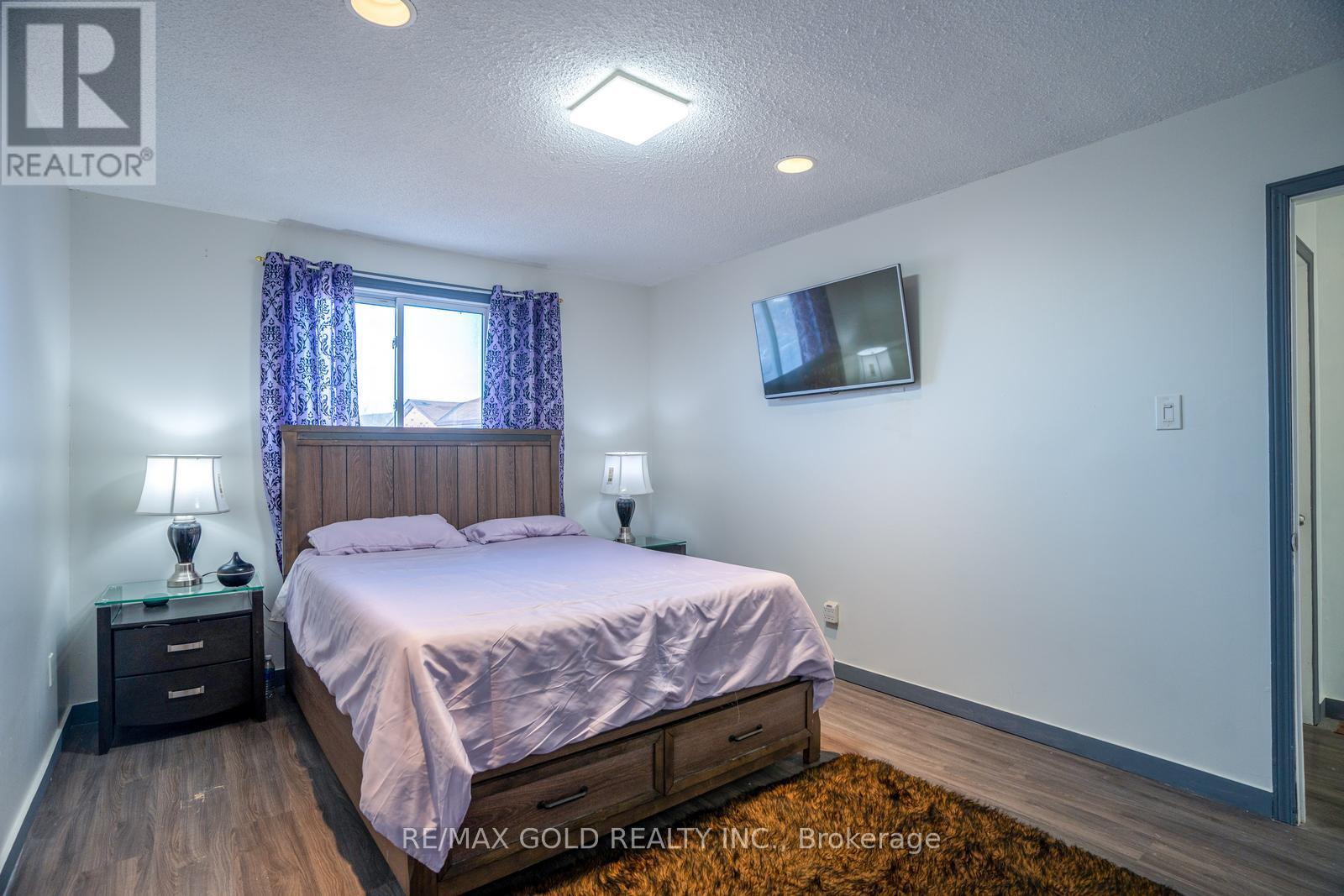2 Kinzie Lane, Barrie, Ontario  L4M 6A3 - Photo 12 - S13707524