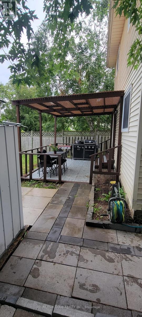 2 Kinzie Lane, Barrie, Ontario  L4M 6A3 - Photo 27 - S13707524