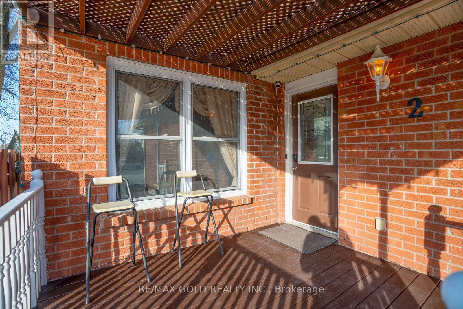 2 Kinzie Lane, Barrie, Ontario  L4M 6A3 - Photo 3 - S13707524