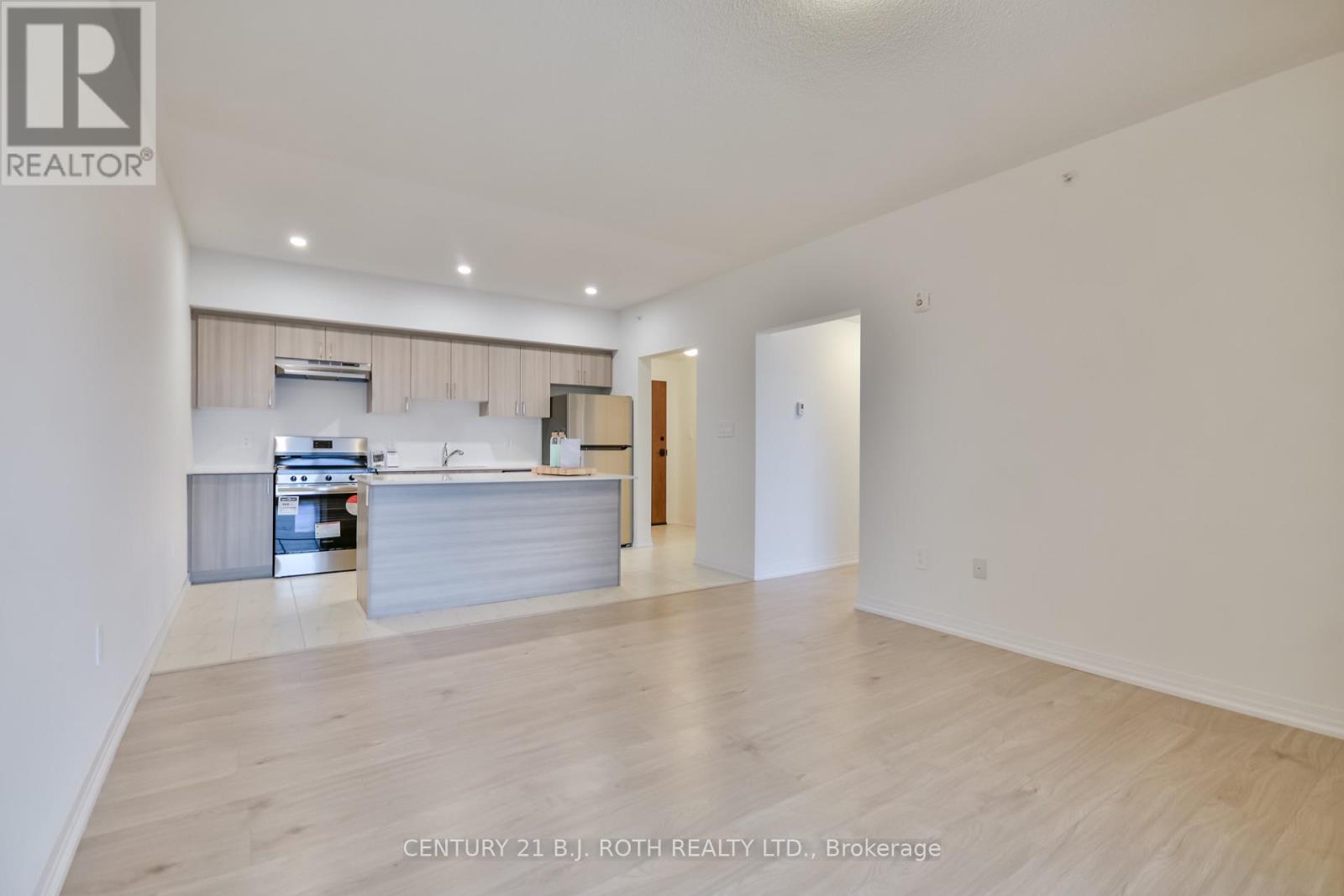 605 - 15 Kneeshaw Drive, Barrie, Ontario  L9J 0J8 - Photo 12 - S13707668