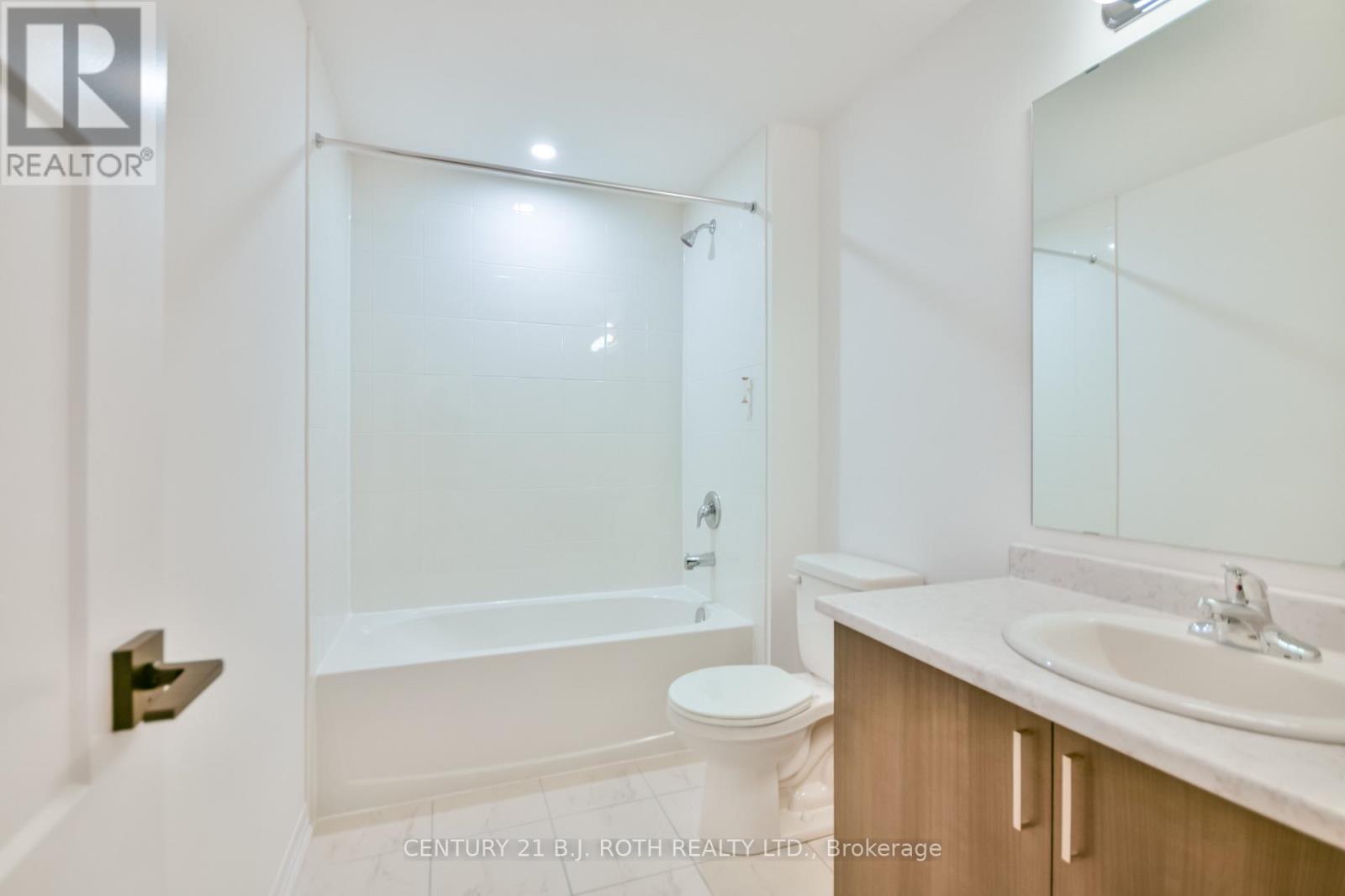 605 - 15 Kneeshaw Drive, Barrie, Ontario  L9J 0J8 - Photo 21 - S13707668
