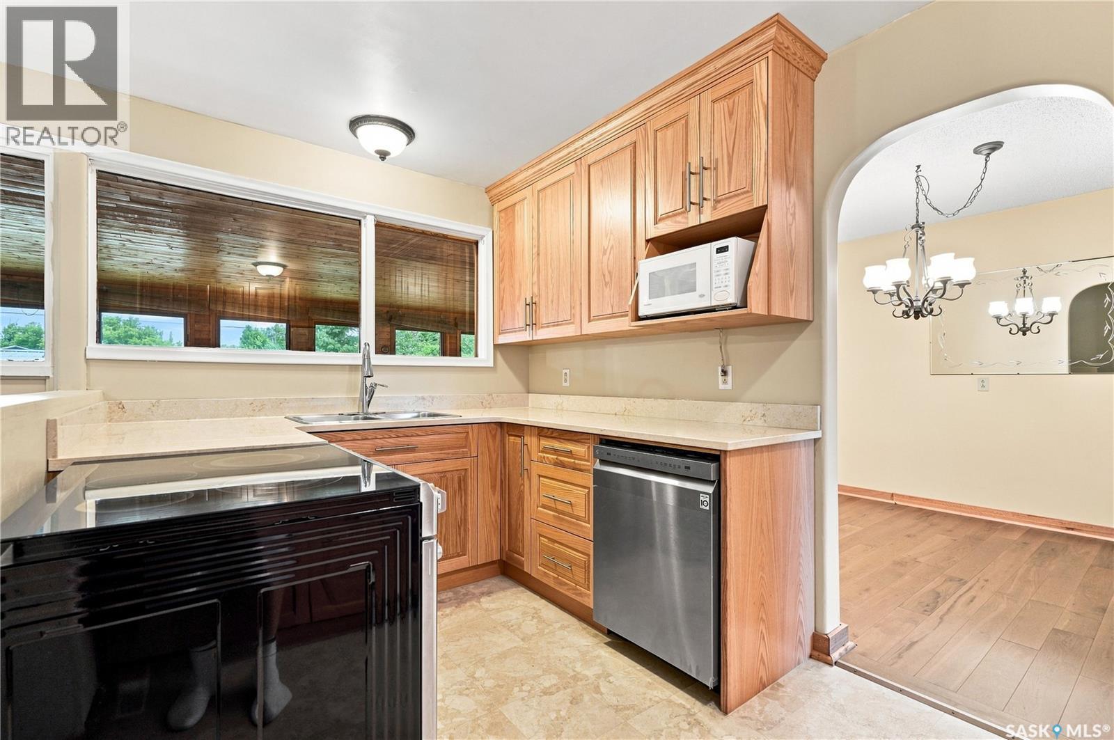 303 Oronsay Street, Colonsay, Saskatchewan  S0K 0Z0 - Photo 14 - SK046452