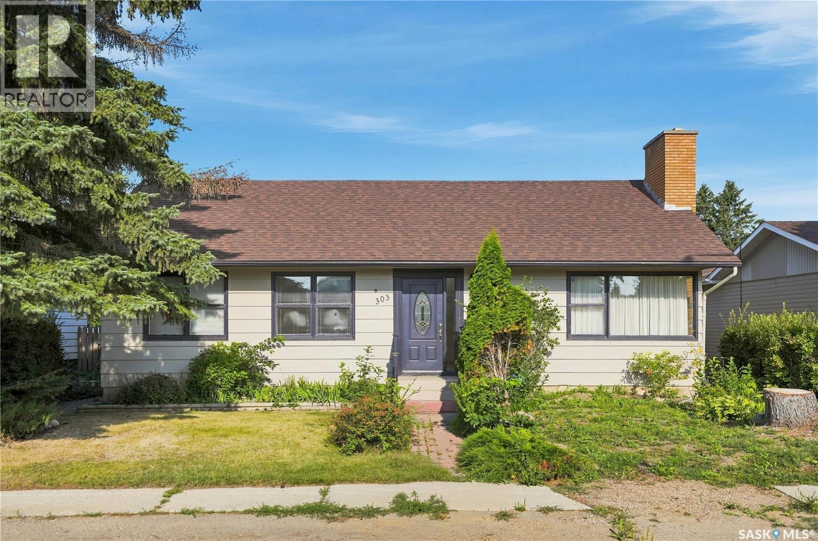 303 Oronsay Street, Colonsay, Saskatchewan  S0K 0Z0 - Photo 2 - SK046452