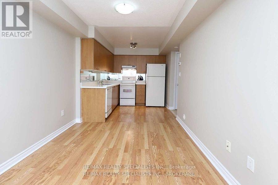 44 - 4620 Guildwood Way, Mississauga, Ontario  L5R 4H4 - Photo 8 - W13707534