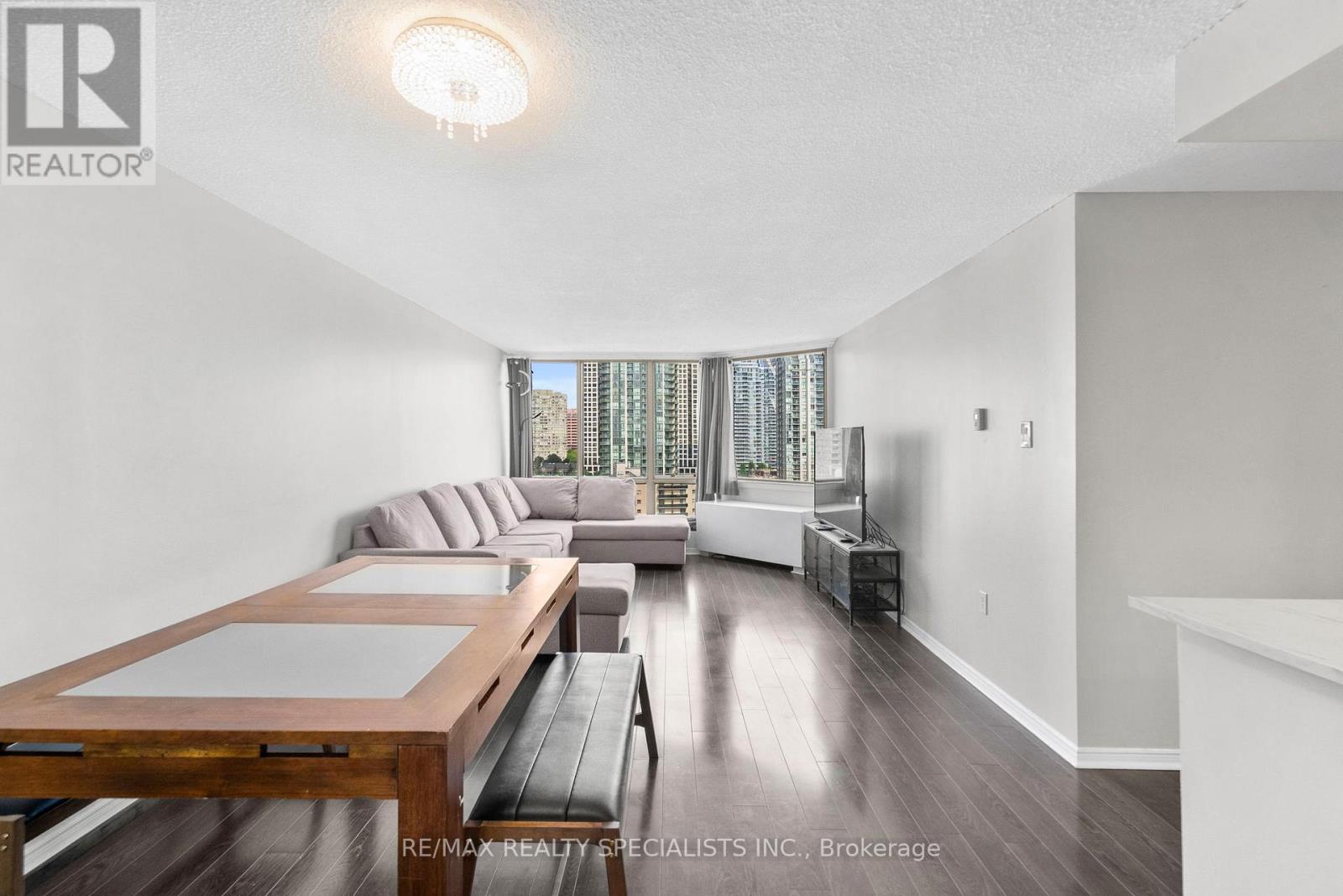 1409 - 25 Fairview Road W, Mississauga, Ontario  L5B 3Y8 - Photo 14 - W13707546