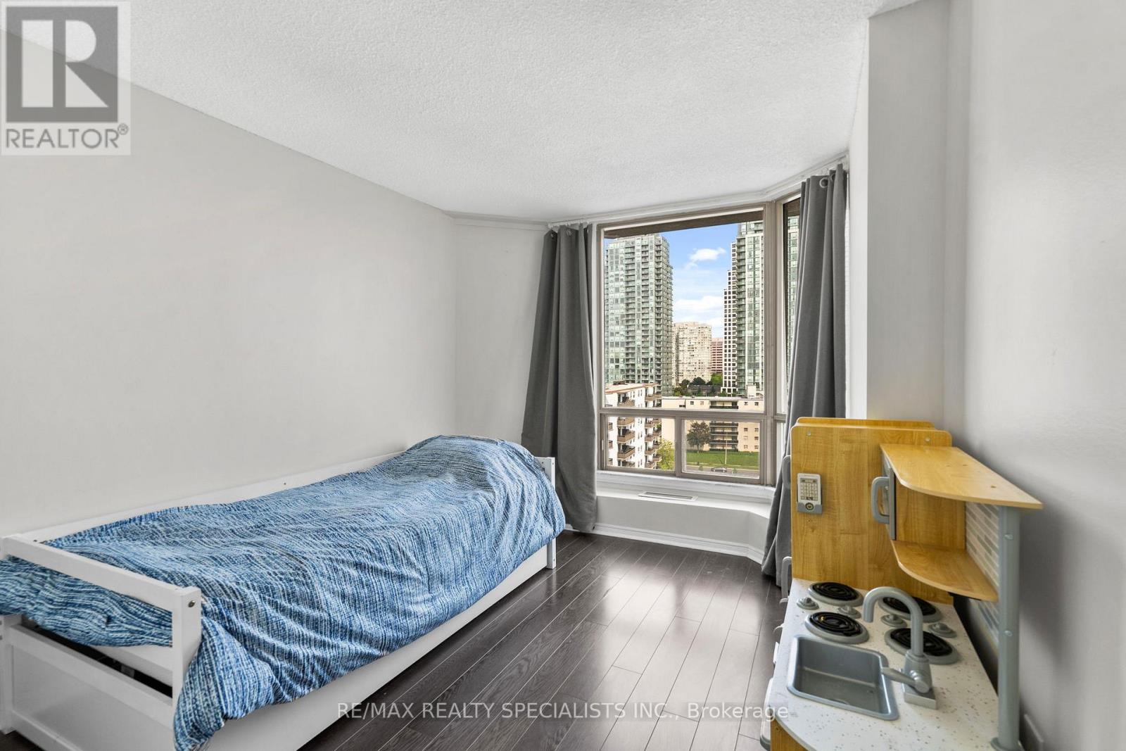 1409 - 25 Fairview Road W, Mississauga, Ontario  L5B 3Y8 - Photo 19 - W13707546
