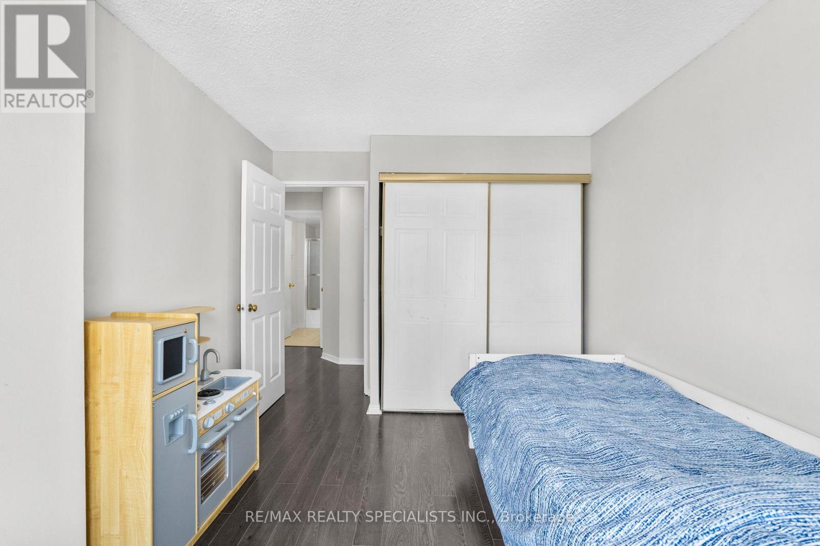 1409 - 25 Fairview Road W, Mississauga, Ontario  L5B 3Y8 - Photo 21 - W13707546