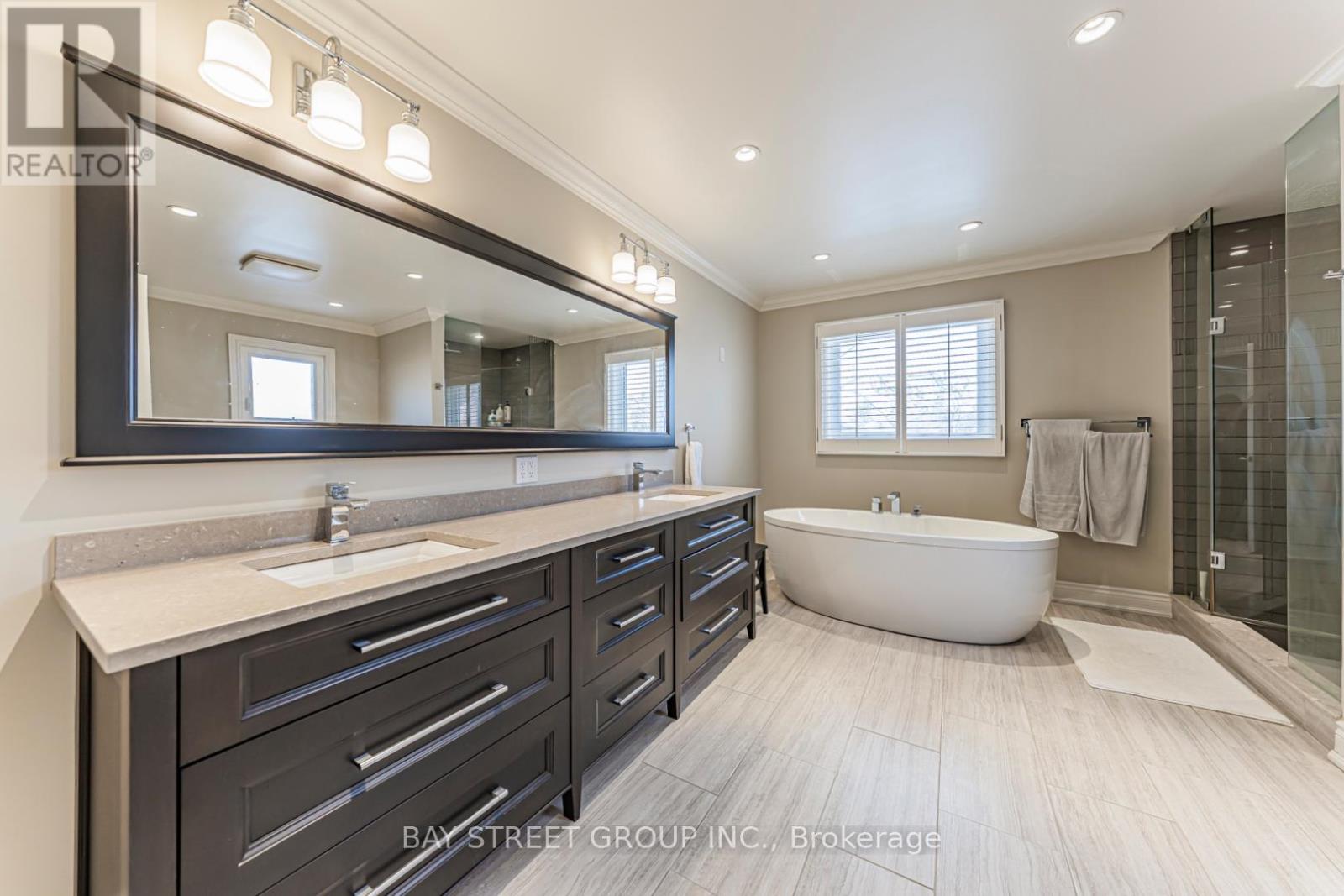 2191 Dunvegan Avenue, Oakville, Ontario  L6J 6P2 - Photo 33 - W13707574