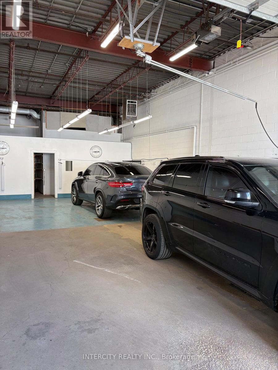 16 - 101 Toro Road, Toronto, Ontario  M3J 2Z1 - Photo 7 - W13707592