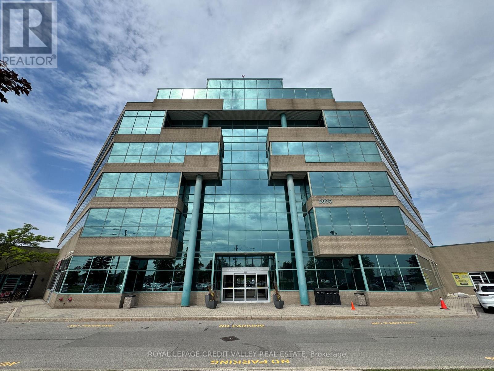 205 - 2800 SKYMARK AVENUE, Mississauga, Ontario