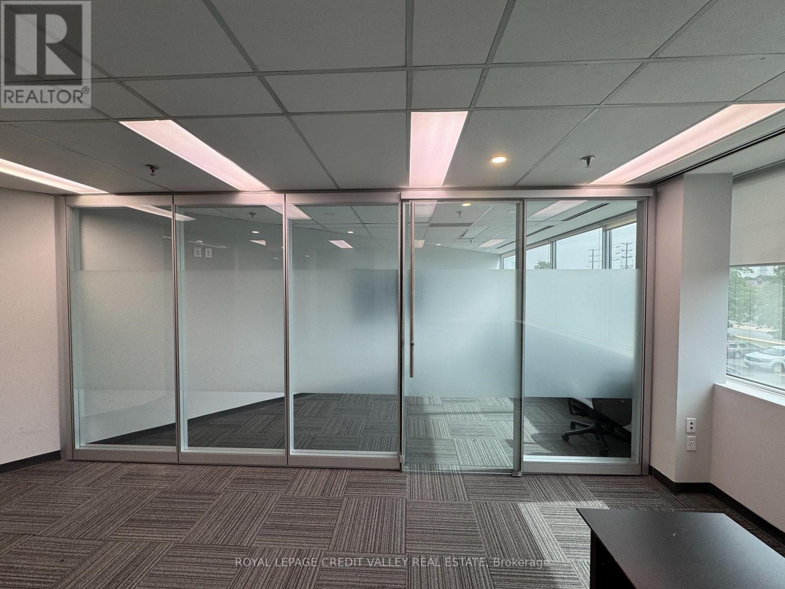 205 - 2800 Skymark Avenue, Mississauga, Ontario  L4W 5A6 - Photo 10 - W13707604