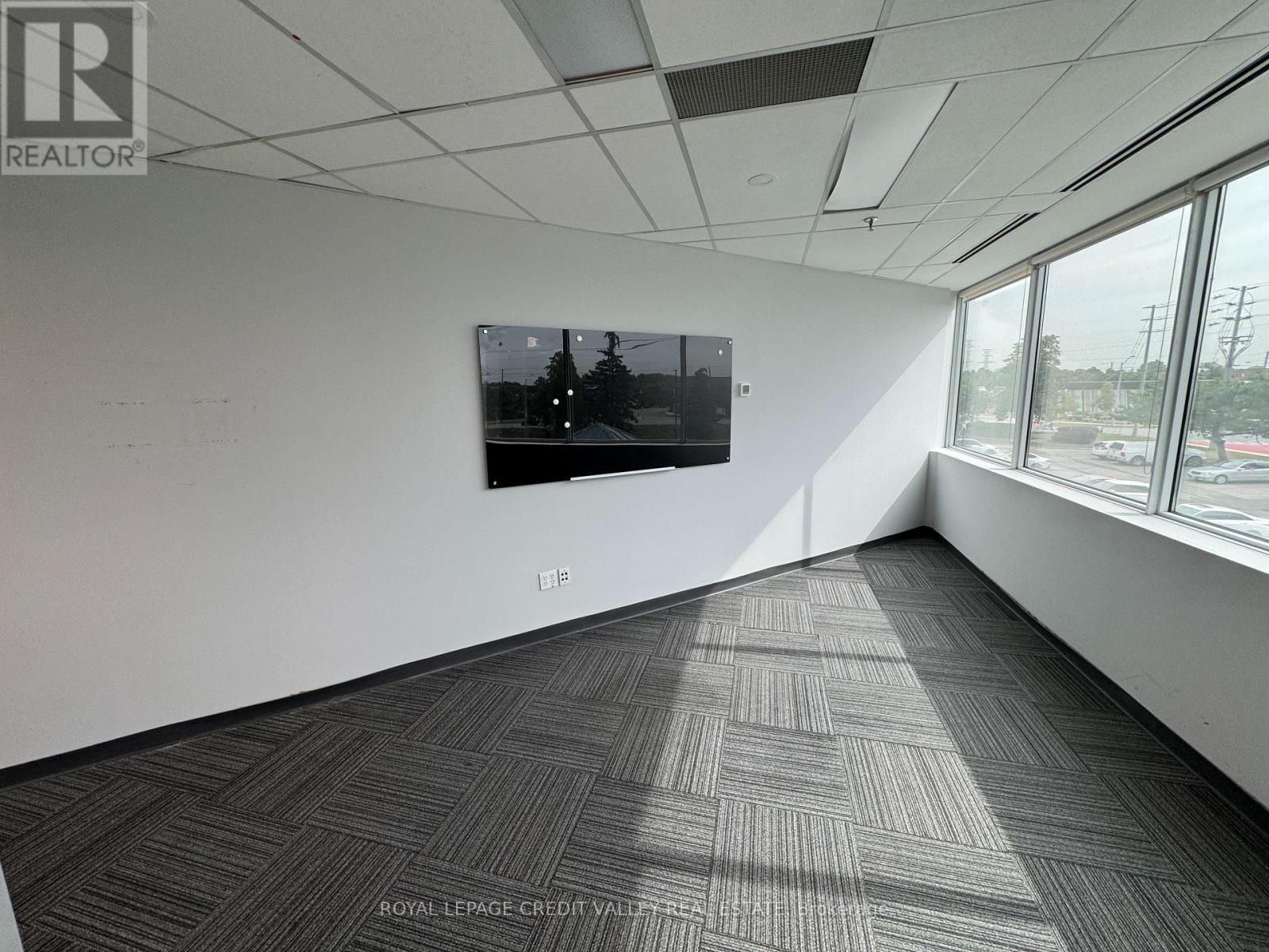 205 - 2800 Skymark Avenue, Mississauga, Ontario  L4W 5A6 - Photo 13 - W13707604