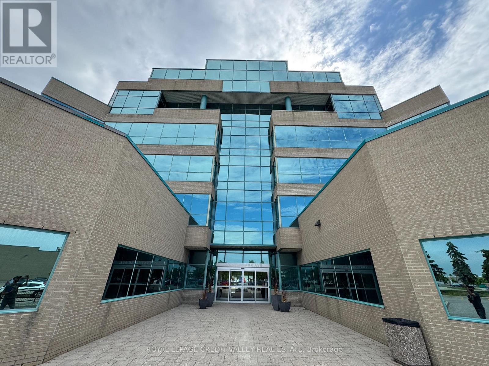 205 - 2800 Skymark Avenue, Mississauga, Ontario  L4W 5A6 - Photo 6 - W13707604