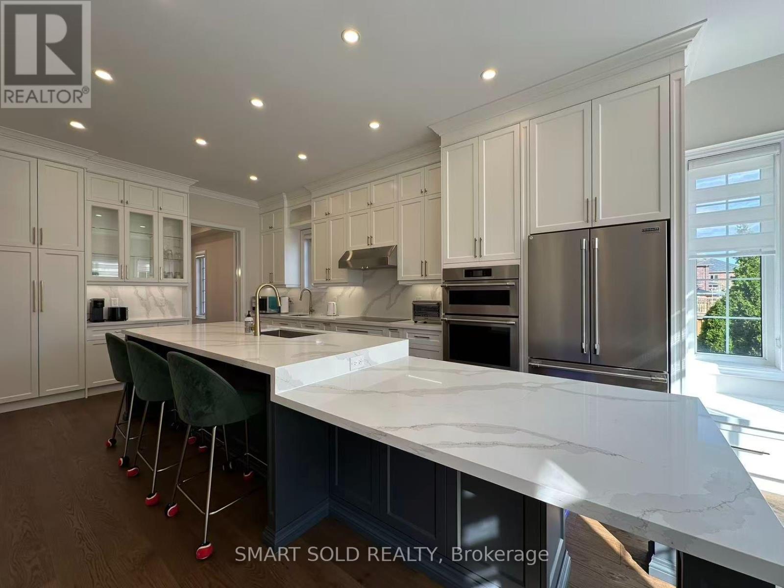 3178 Buttonbush Trail, Oakville, Ontario  L6H 0T4 - Photo 3 - W13707686