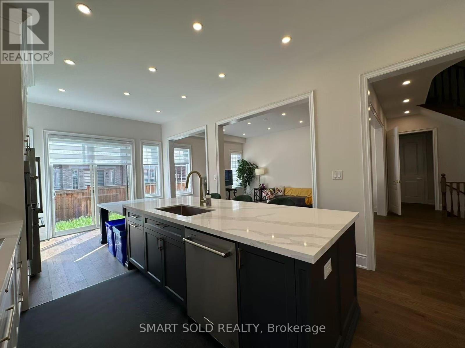 3178 Buttonbush Trail, Oakville, Ontario  L6H 0T4 - Photo 6 - W13707686