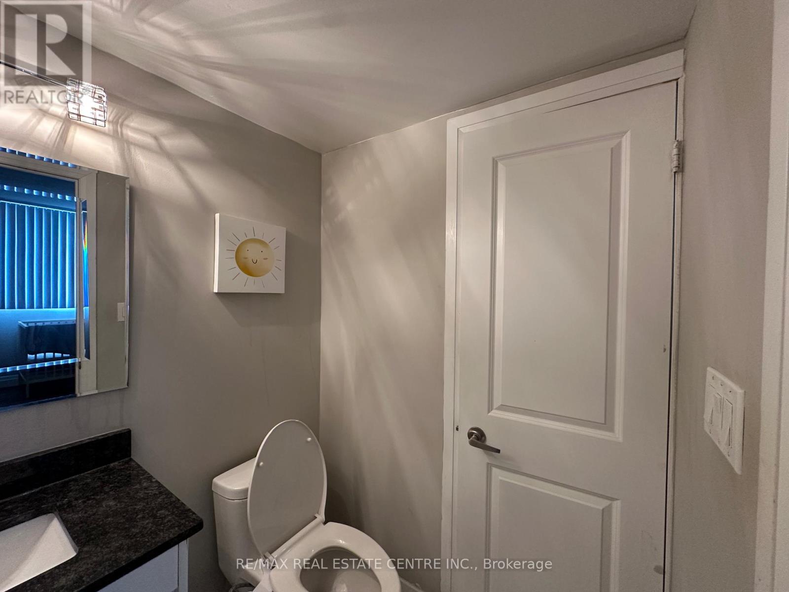 912 - 155 Hillcrest Avenue, Mississauga, Ontario  L5B 3Z2 - Photo 9 - W13707728