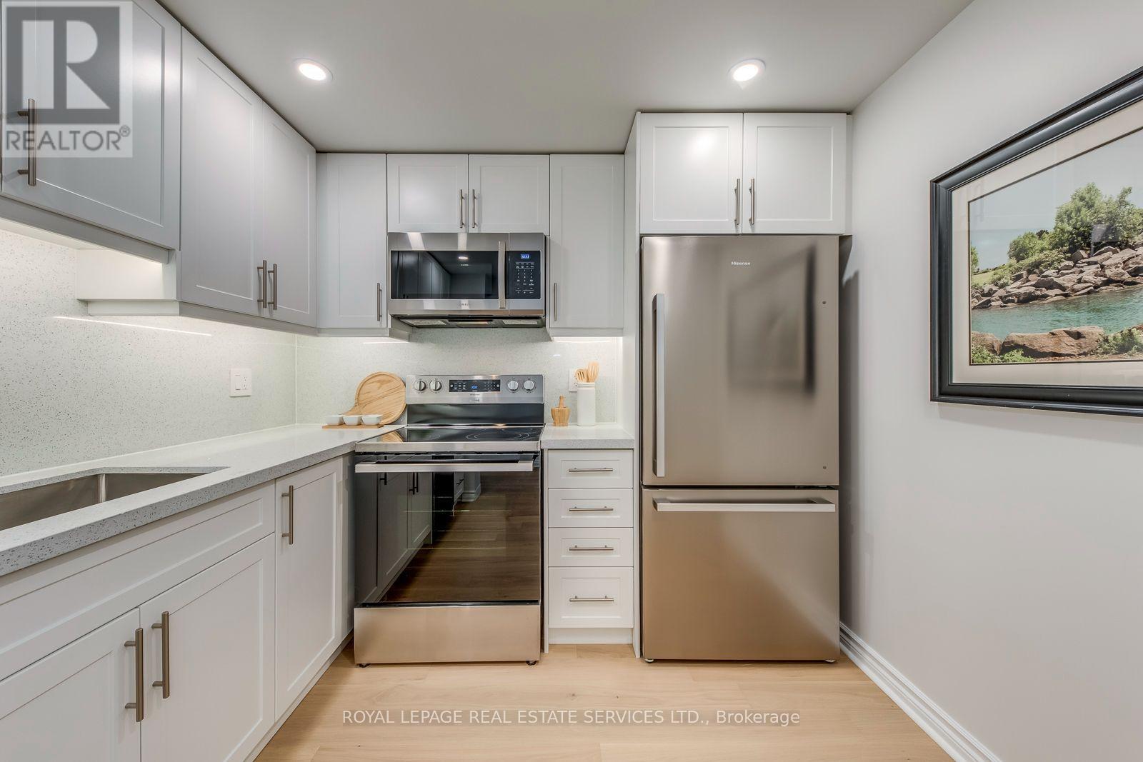 403 - 1 Ripley Avenue, Toronto, Ontario  M6S 4Z6 - Photo 11 - W13599870