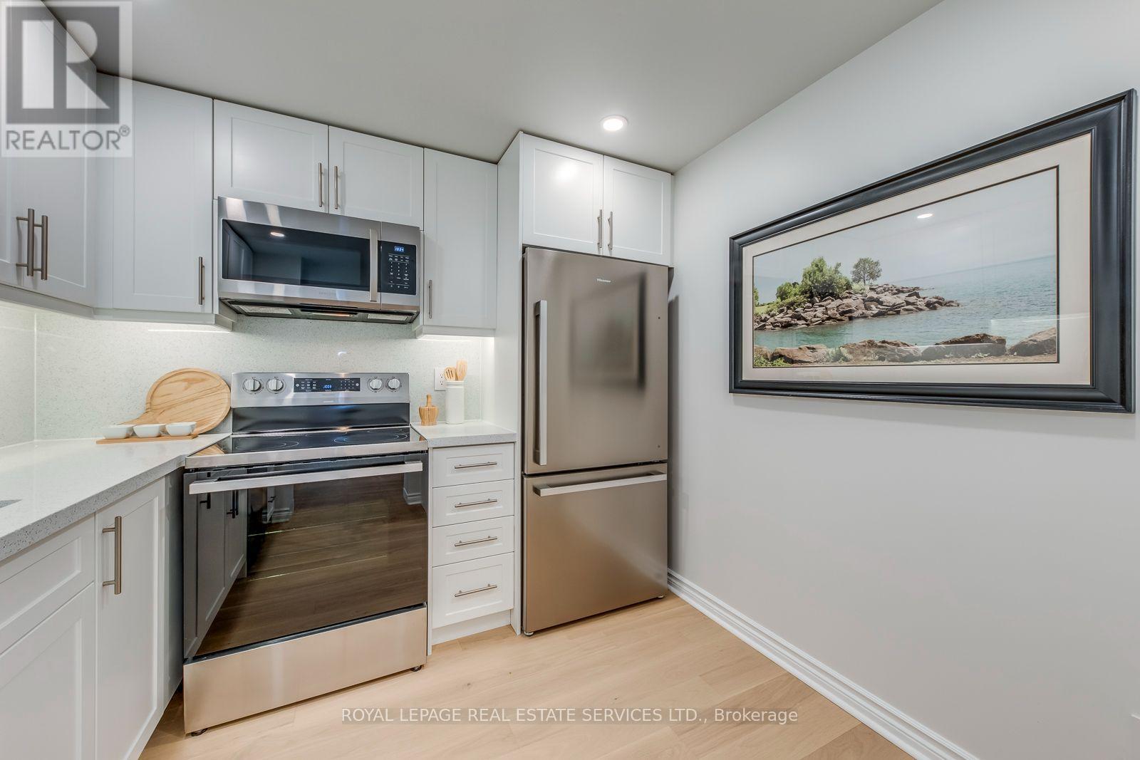 403 - 1 Ripley Avenue, Toronto, Ontario  M6S 4Z6 - Photo 13 - W13599870