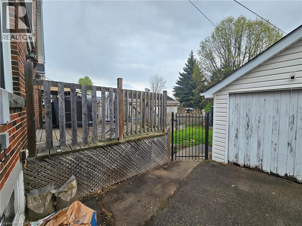 75 Barons Avenue S, Hamilton, Ontario  L8K 2Y4 - Photo 14 - 40857962