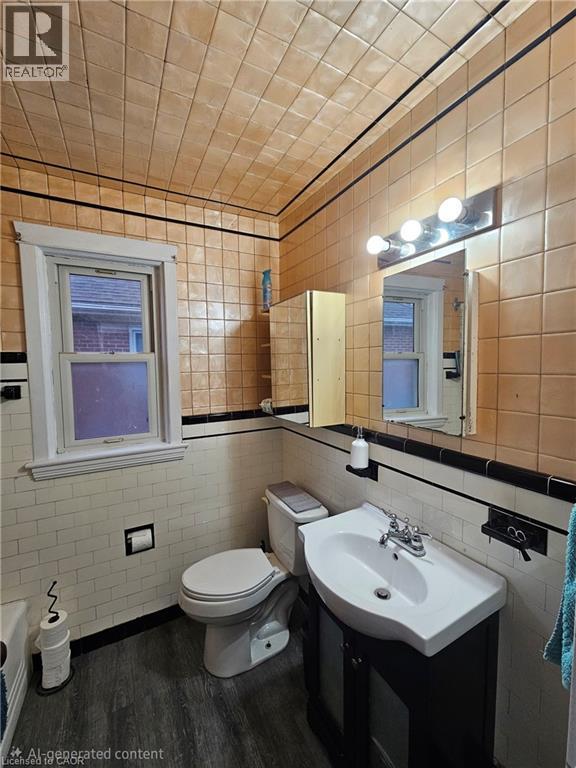 75 Barons Avenue S, Hamilton, Ontario  L8K 2Y4 - Photo 8 - 40857962