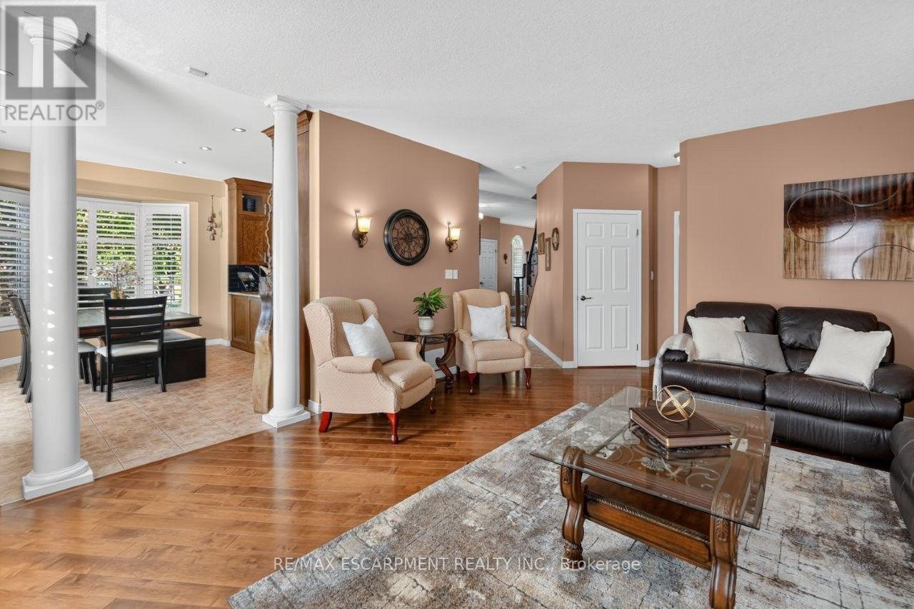 37 Hickory Crescent, Grimsby, Ontario  L3M 5P9 - Photo 15 - X13707520