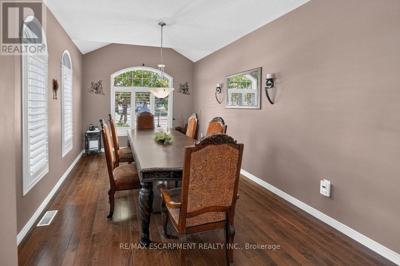 37 Hickory Crescent, Grimsby, Ontario  L3M 5P9 - Photo 17 - X13707520