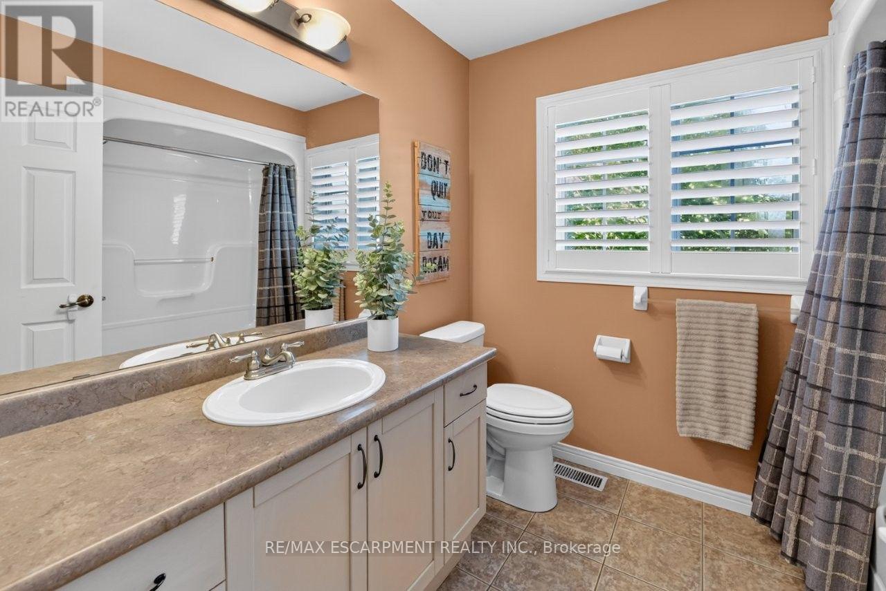 37 Hickory Crescent, Grimsby, Ontario  L3M 5P9 - Photo 24 - X13707520