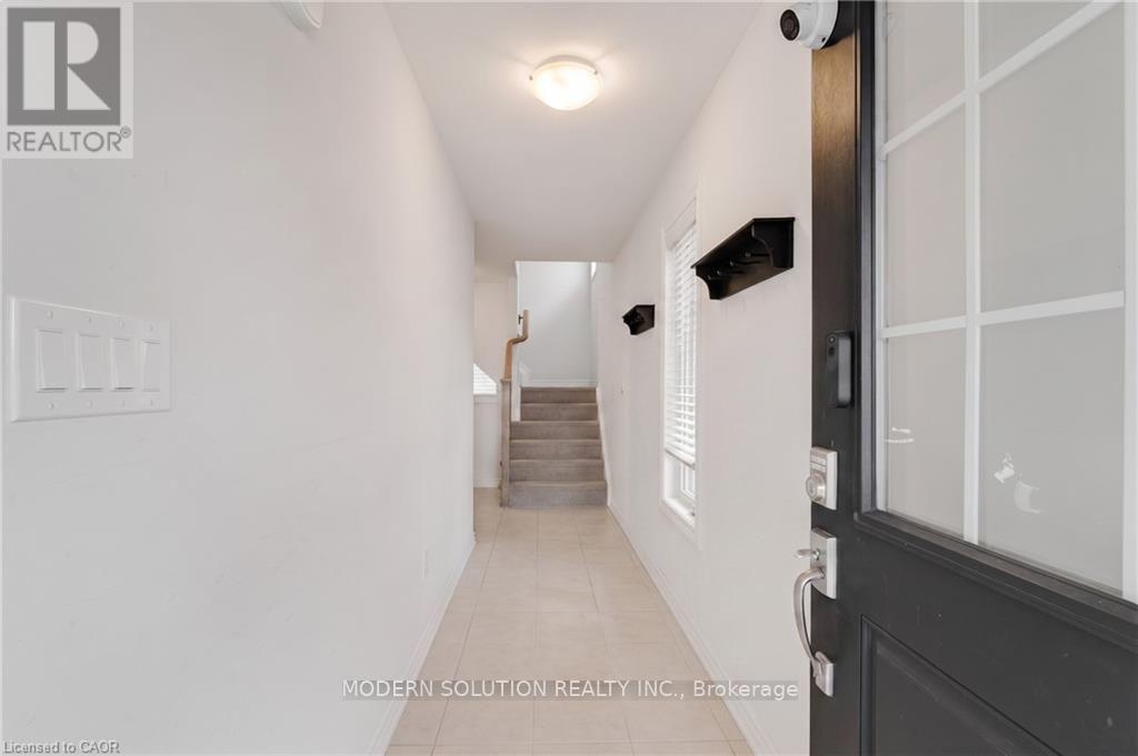 157 Juneberry Road, Thorold, Ontario  L2V 0H9 - Photo 5 - X13707536