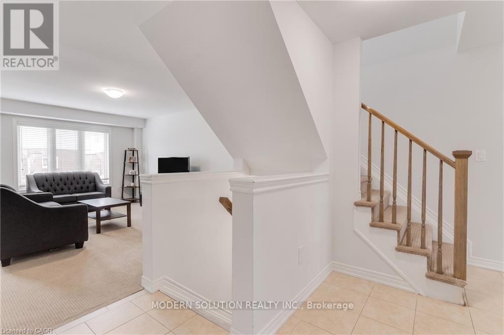 157 Juneberry Road, Thorold, Ontario  L2V 0H9 - Photo 7 - X13707536