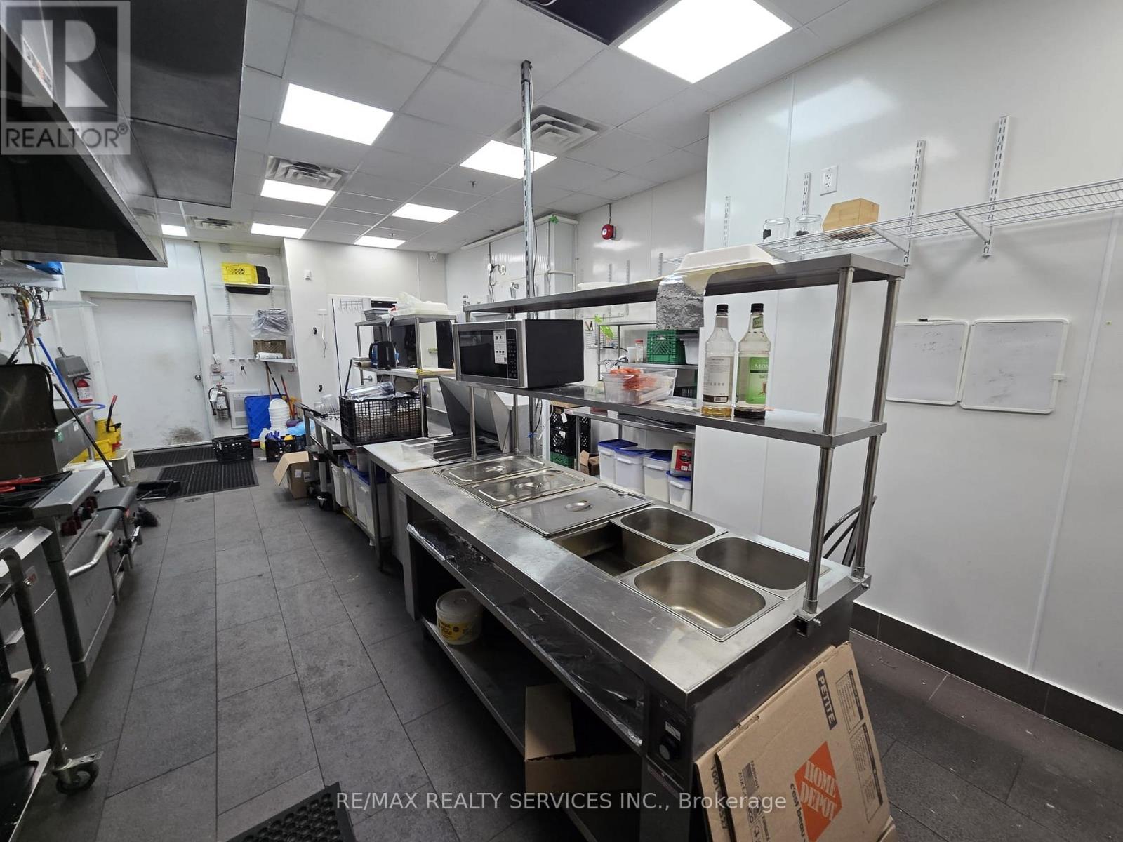 8 - 1575 Upper Ottawa Street, Hamilton, Ontario  L8W 3E2 - Photo 6 - X13707556