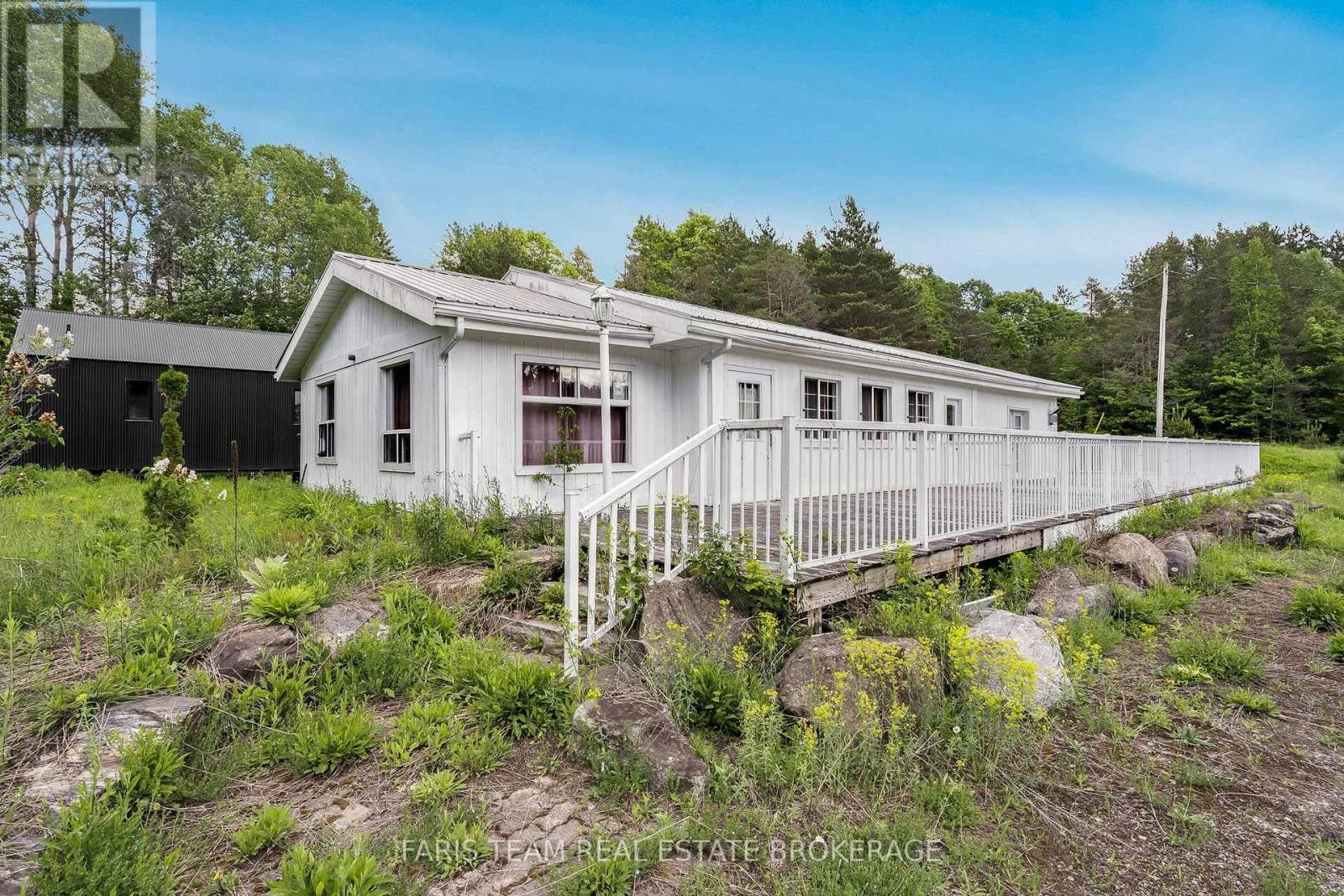 2180-2186 Hwy 141, Muskoka Lakes, Ontario  P0B 1L0 - Photo 6 - X13707566